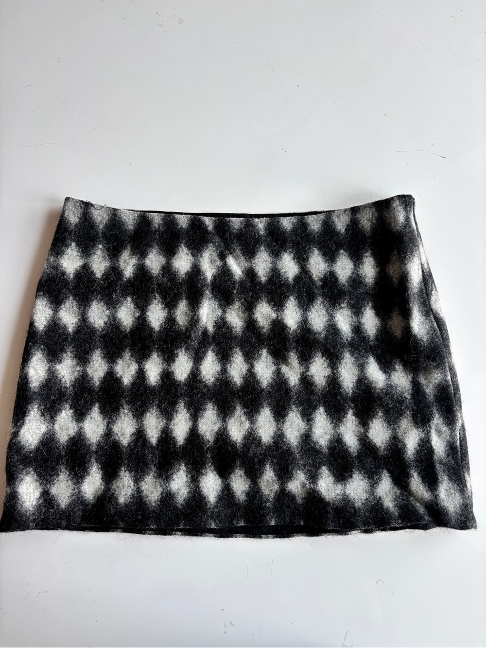 Black & White Diamond-Print Mini Skirt